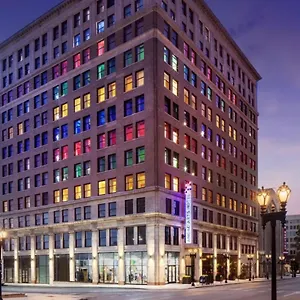 Angad Arts St Louis, Tapestry Collection By Hilton Saint-Louis